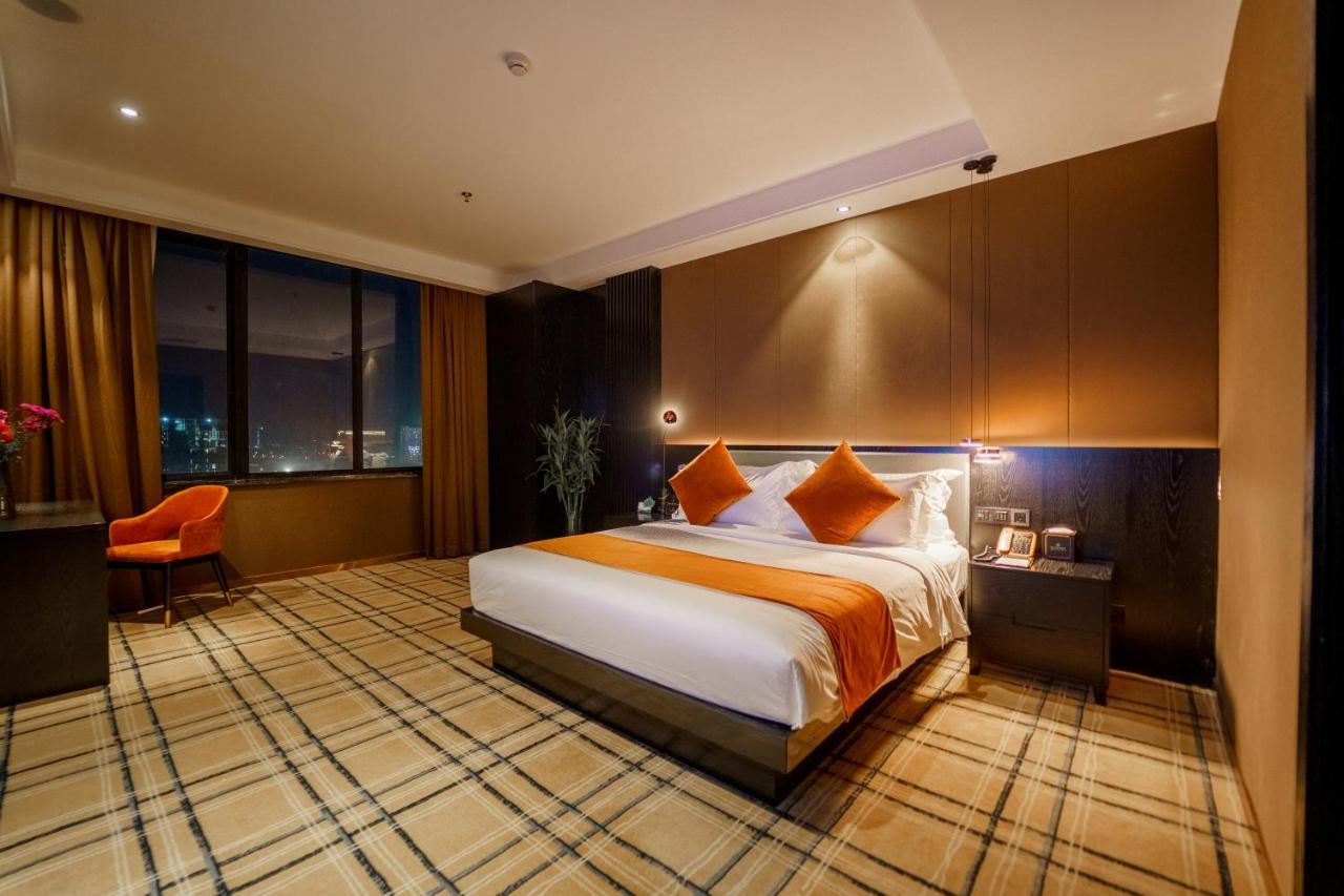 Ocean Hotel بنوم بنه المظهر الخارجي الصورة