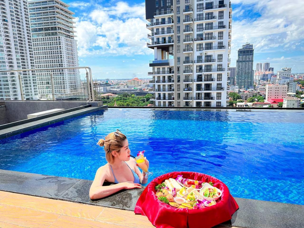 Ocean Hotel بنوم بنه المظهر الخارجي الصورة